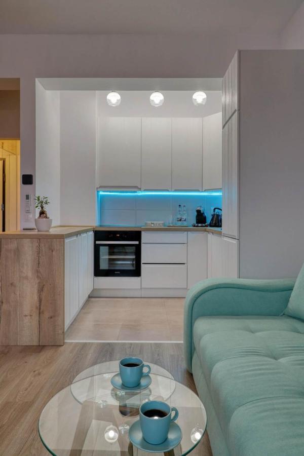 Inspiration Station - My Joyful, Cosy&Inviting Apt - Smart Thermostat - Private Parking - Ior Park - Long Term Price Cuts ブカレスト エクステリア 写真