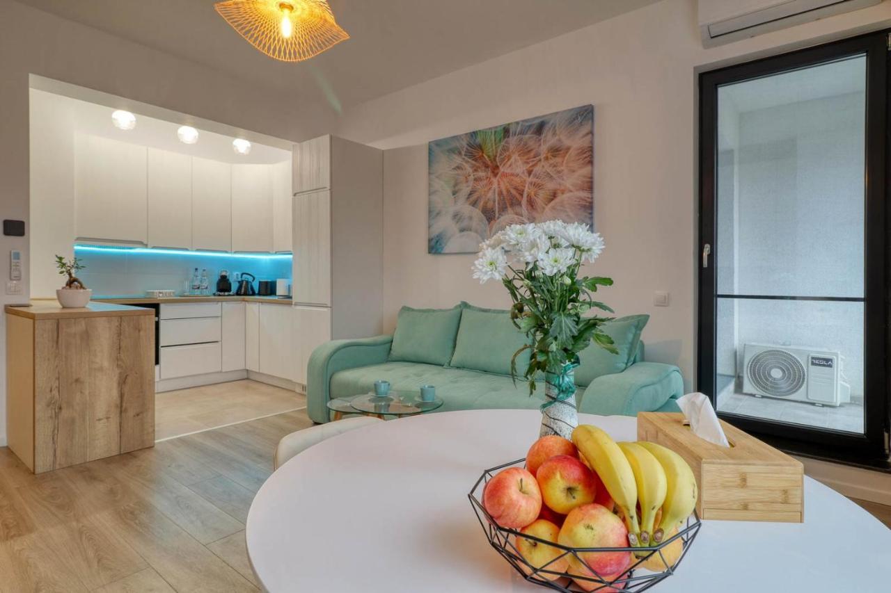 Inspiration Station - My Joyful, Cosy&Inviting Apt - Smart Thermostat - Private Parking - Ior Park - Long Term Price Cuts ブカレスト エクステリア 写真