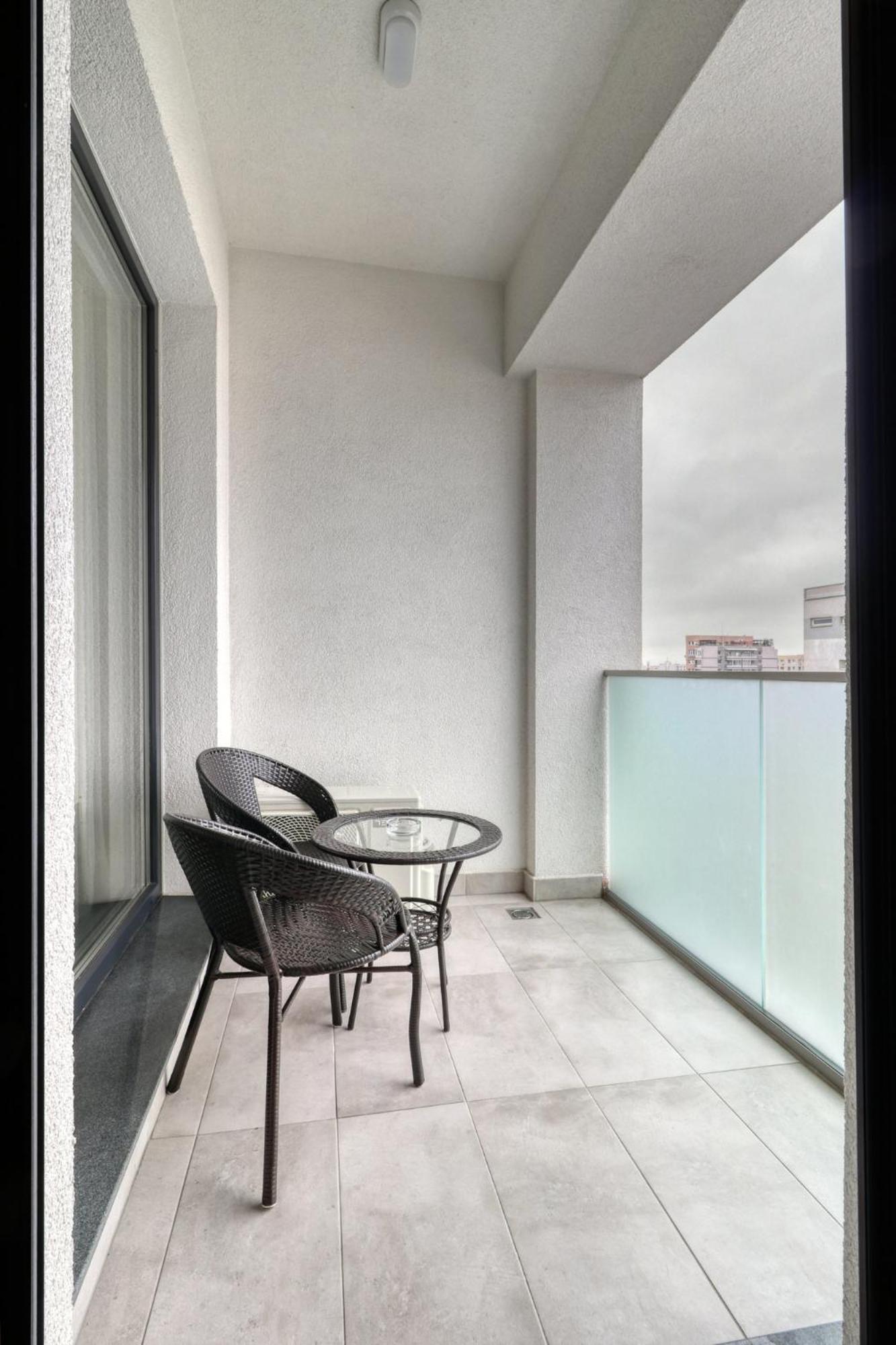 Inspiration Station - My Joyful, Cosy&Inviting Apt - Smart Thermostat - Private Parking - Ior Park - Long Term Price Cuts ブカレスト エクステリア 写真