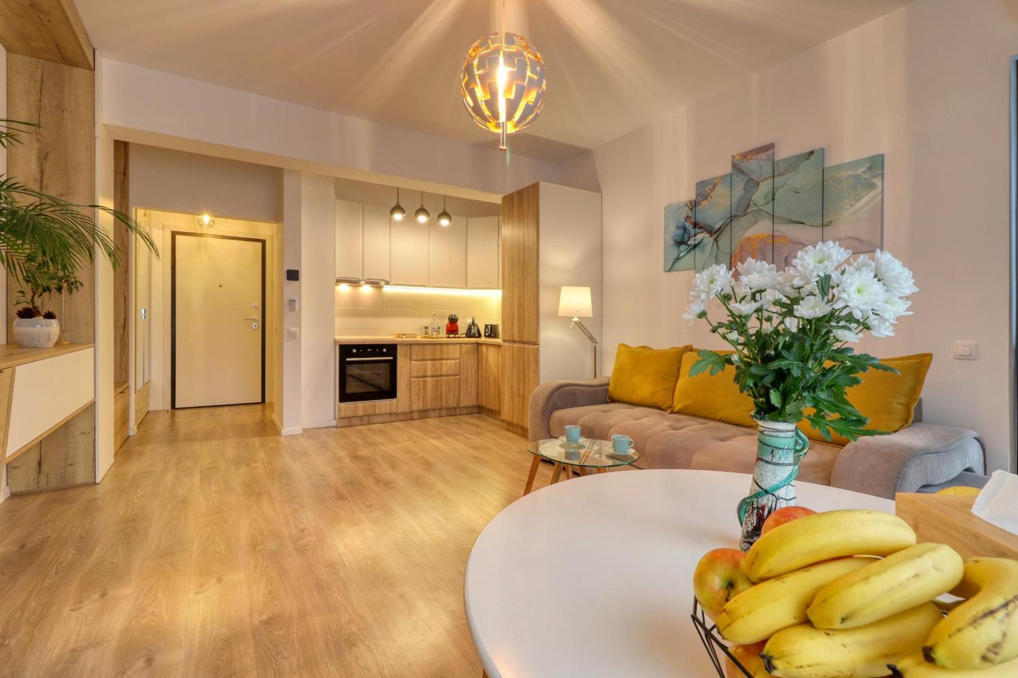 Inspiration Station - My Joyful, Cosy&Inviting Apt - Smart Thermostat - Private Parking - Ior Park - Long Term Price Cuts ブカレスト エクステリア 写真